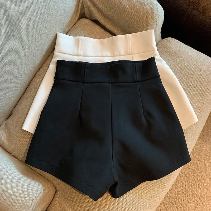 High waisted casual shorts black flat lay front