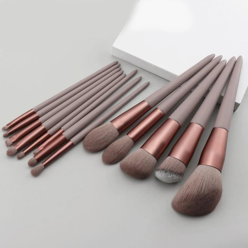 Makeup brush set red with travel bag