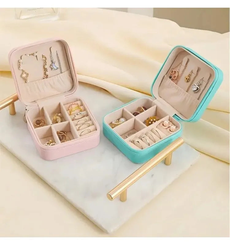 Travel jewelry organizer case interior compartments