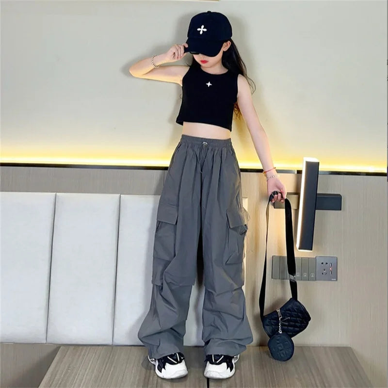 Girls cargo jogger pants waistband detail