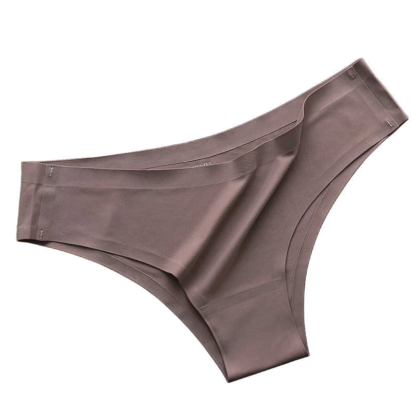 Women's seamless ice silk bikini briefs worn model