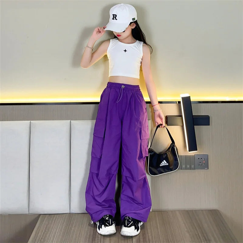 Girls cargo jogger pants waistband detail