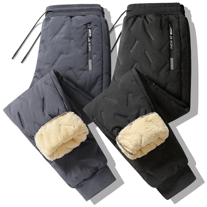 Thermal fleece sweatpants front view black
