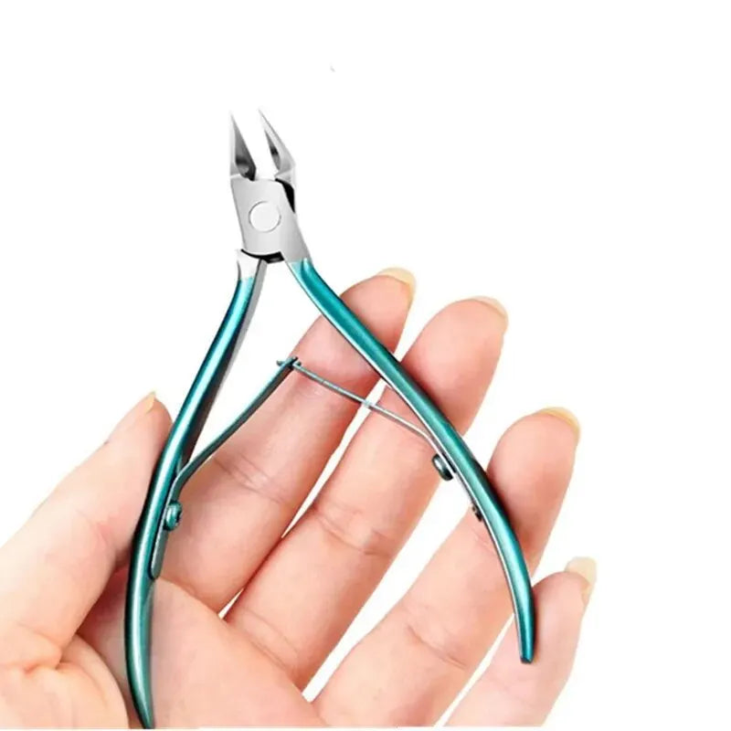 Toenail Clipper for Thick Nails with sharp stainless-steel design for easy grooming of ingrown nails.