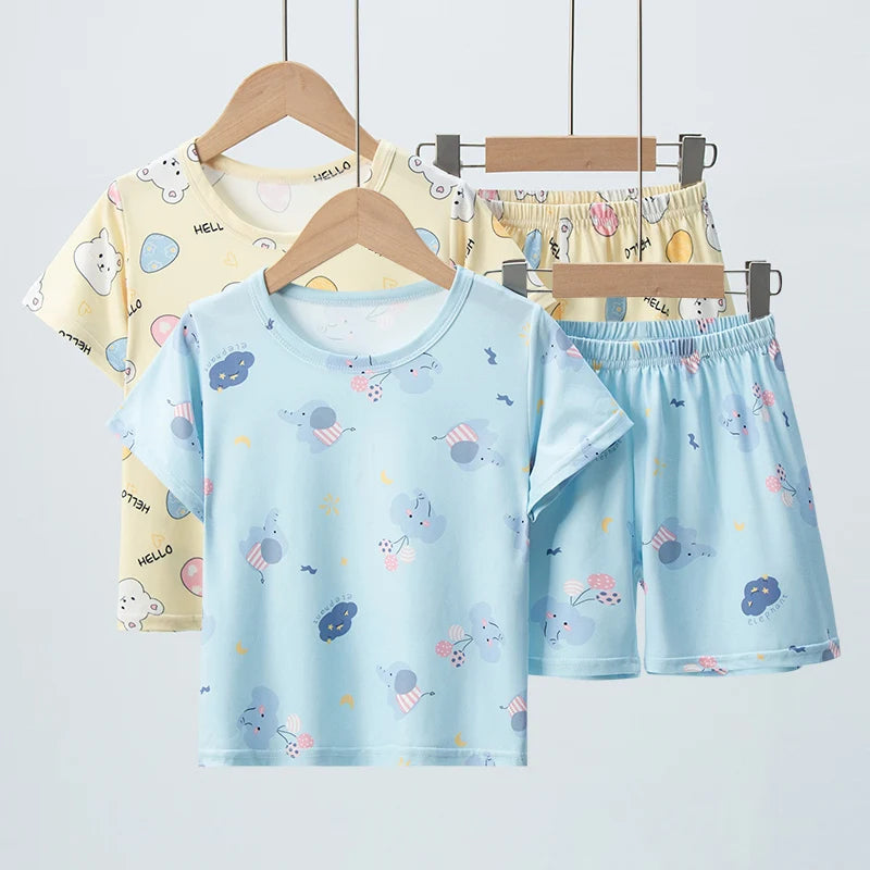 Kids shorts set top detail