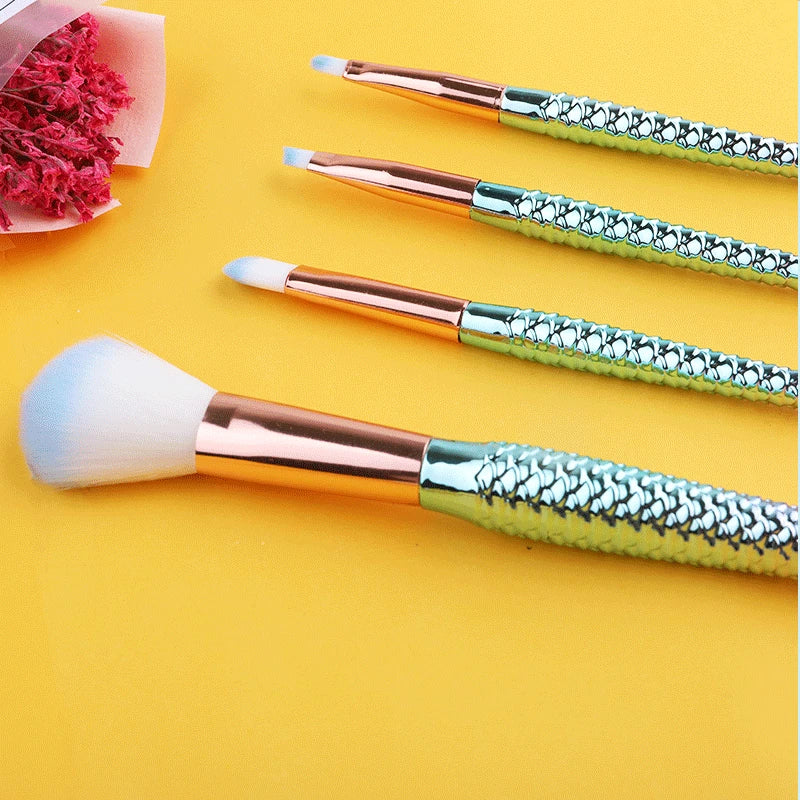 Mermaid ombre makeup brush set full 4-piece view
