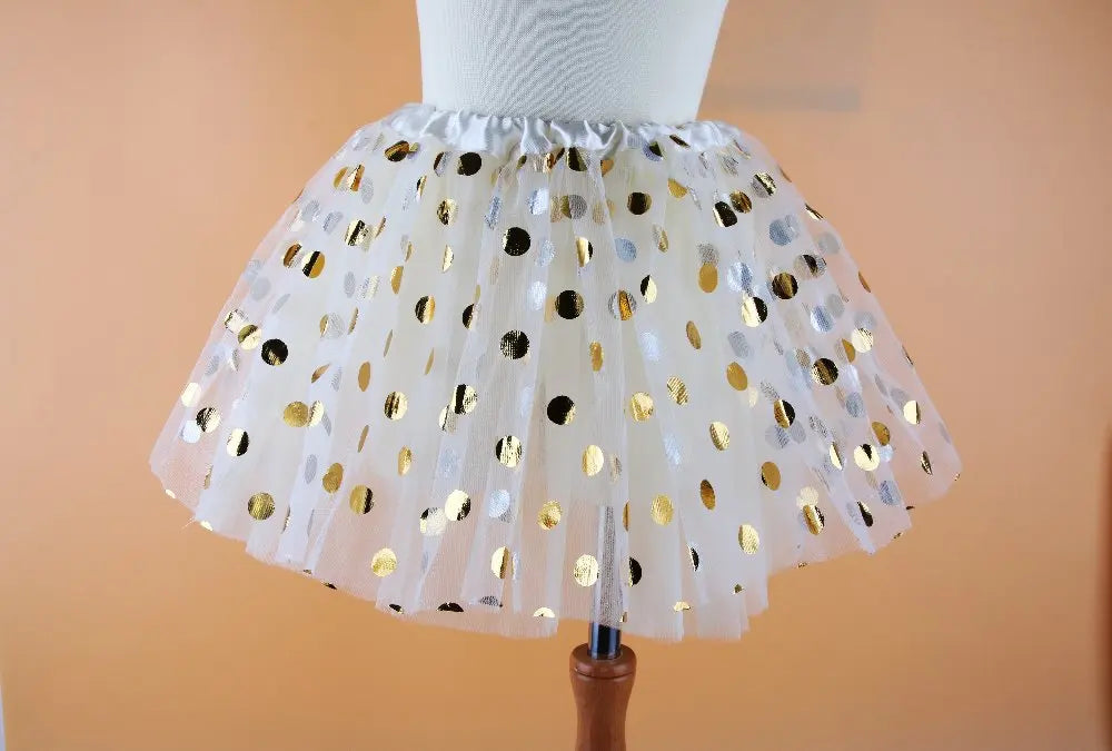 Girls pettiskirt tutu worn by child
