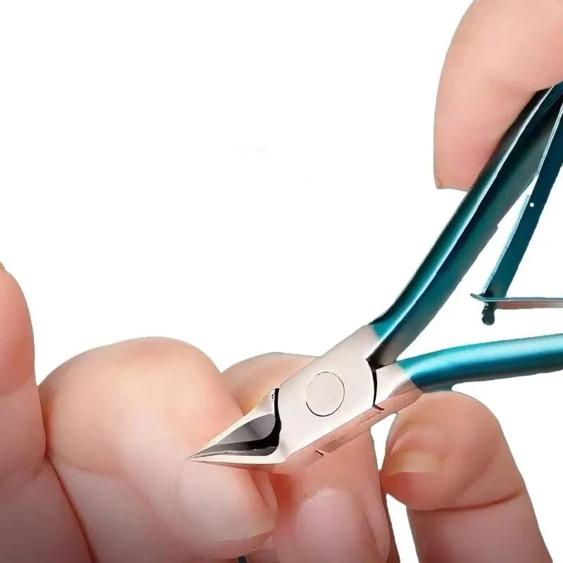 Toenail Clipper for Thick Nails with sharp stainless-steel design for easy grooming of ingrown nails.