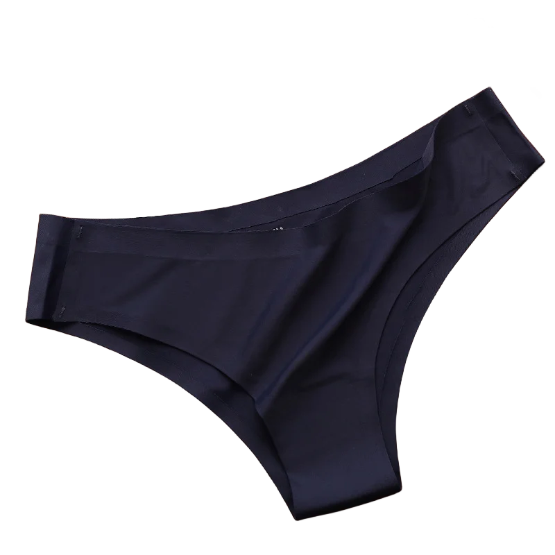Women's seamless ice silk bikini briefs worn model