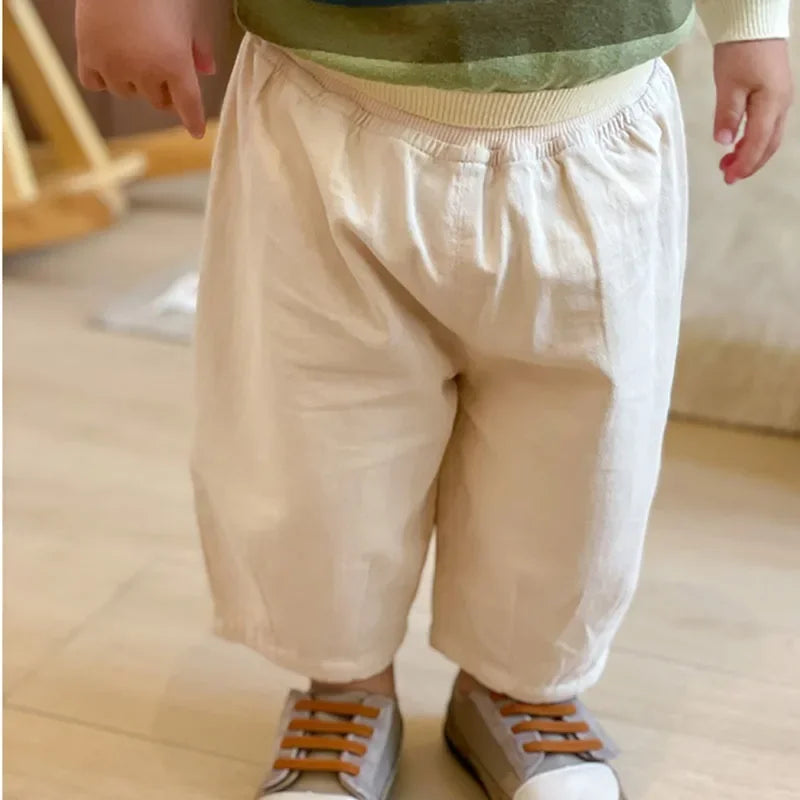 Kids casual ankle pants side pocket detail