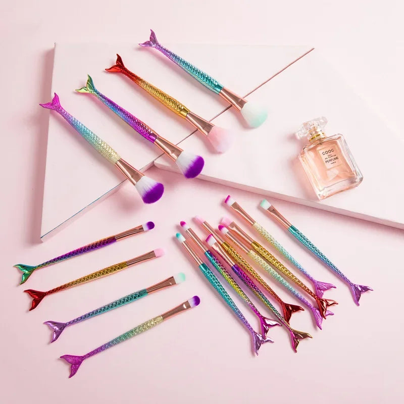 Mermaid ombre makeup brush set full 4-piece view