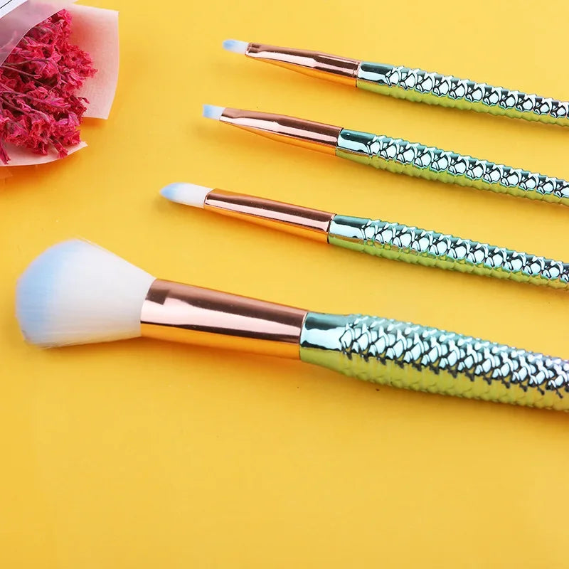 Mermaid ombre makeup brush set full 4-piece view