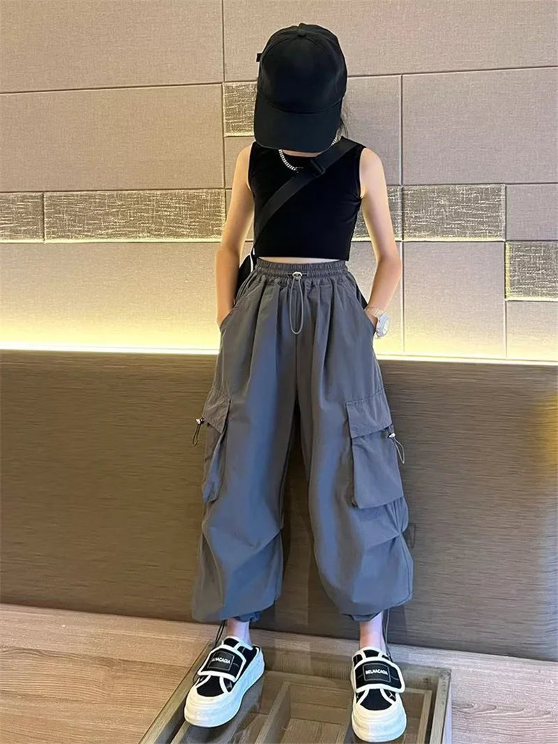 Girls cargo jogger pants waistband detail