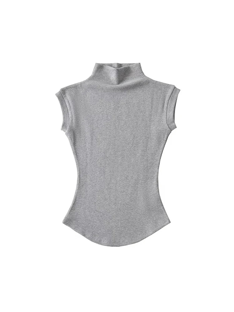 Sleeveless turtleneck top gray color option