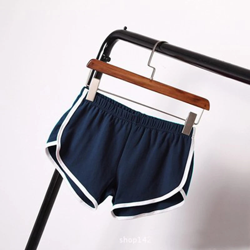  Skinny sports shorts red flat lay front