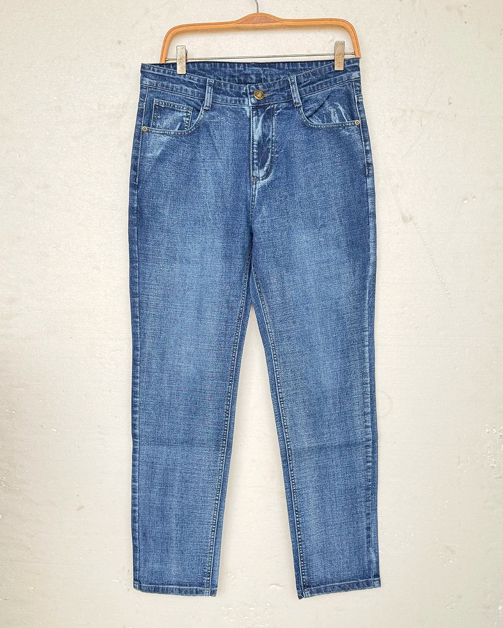 Stretch straight jeans front view sky blue