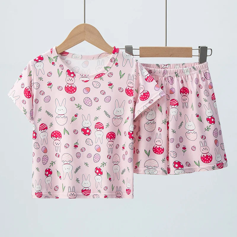 Kids shorts set top detail