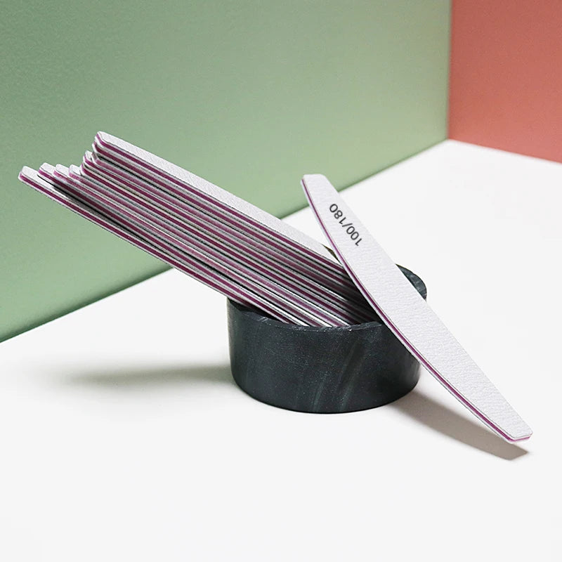 Nail file buffer set worn in use