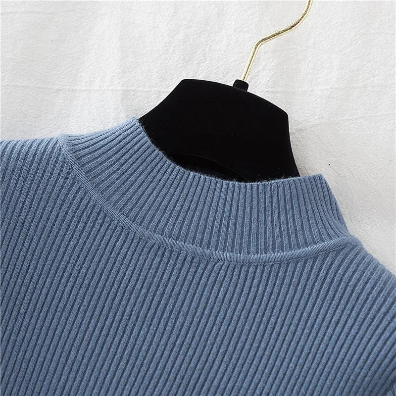 Soft turtleneck sweater front ash
