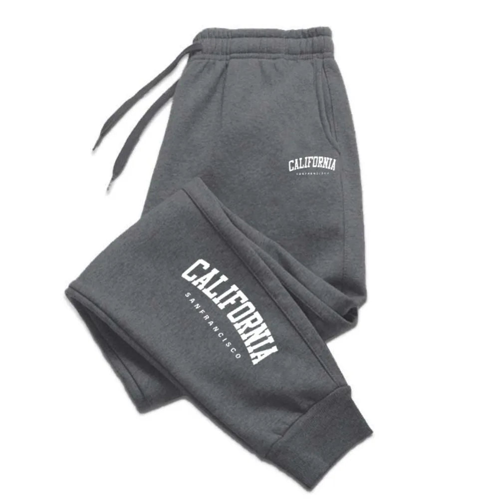 Men's casual versatile sweatpants front view green